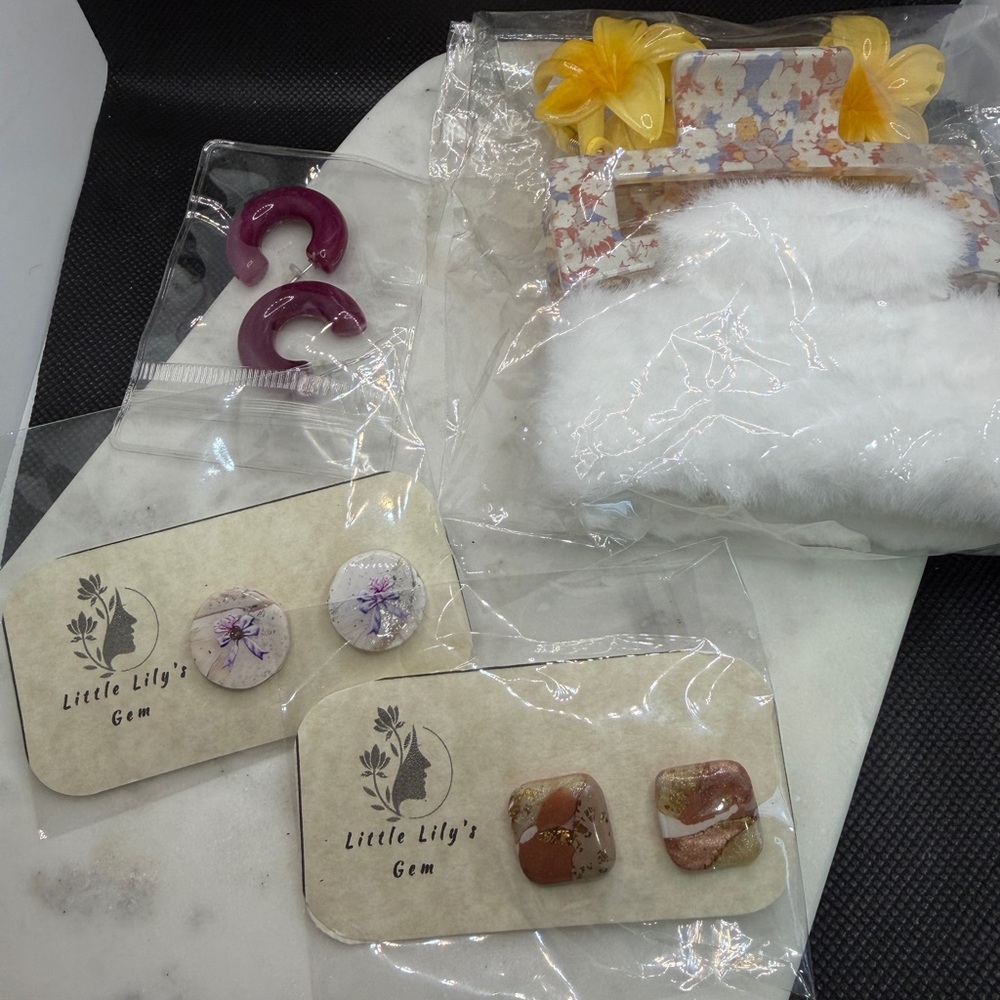 Cute Accessories Bundle Earrings Hair Claw Handmade Gift Set